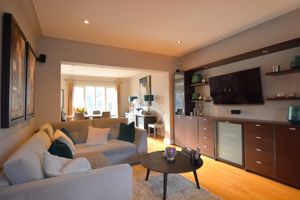 Photo 16- click for photo gallery